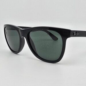 Ray-Ban RB4184 601/71 Polished Black Frame G-15 Green Lens Sunglasses Italy 54mm